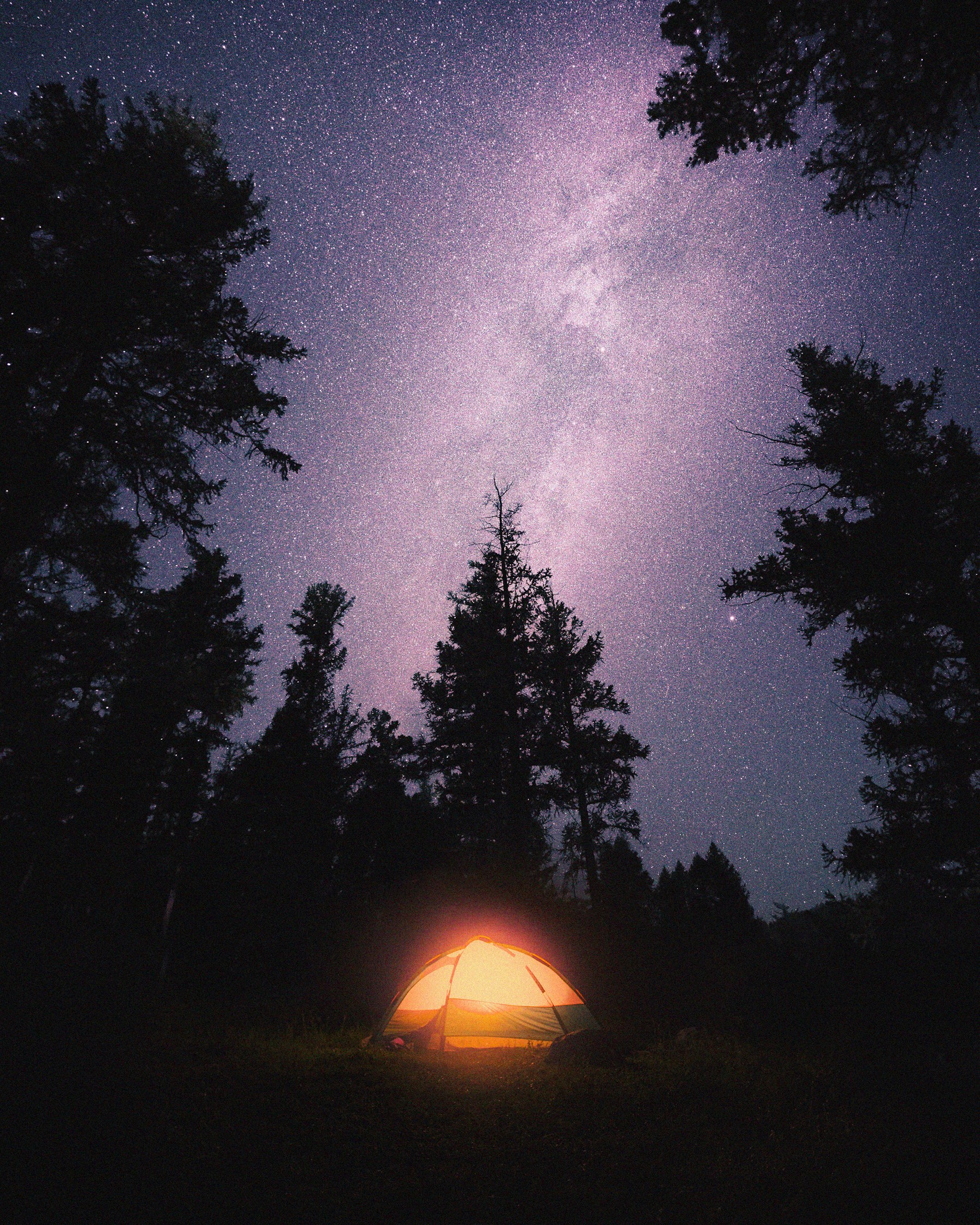 蒙古營地上空的銀河與星空